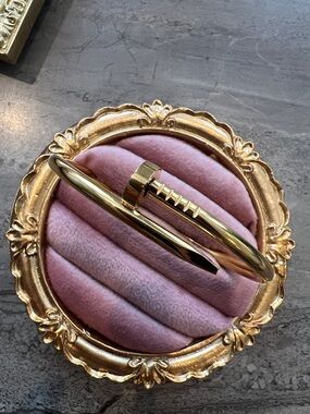 Gold Nail-Style stainless steel plated 18k gold Bracelet bangle